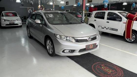 HONDA CIVIC 1.8 EXS 16V FLEX 4P AUTOMÁTICO